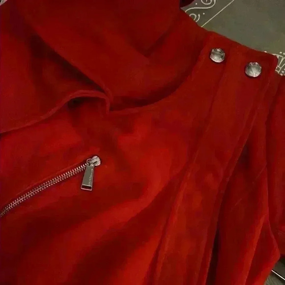 BCBGMAXAZRIA Women's Red Belted Jacket - Picture 5 of 7